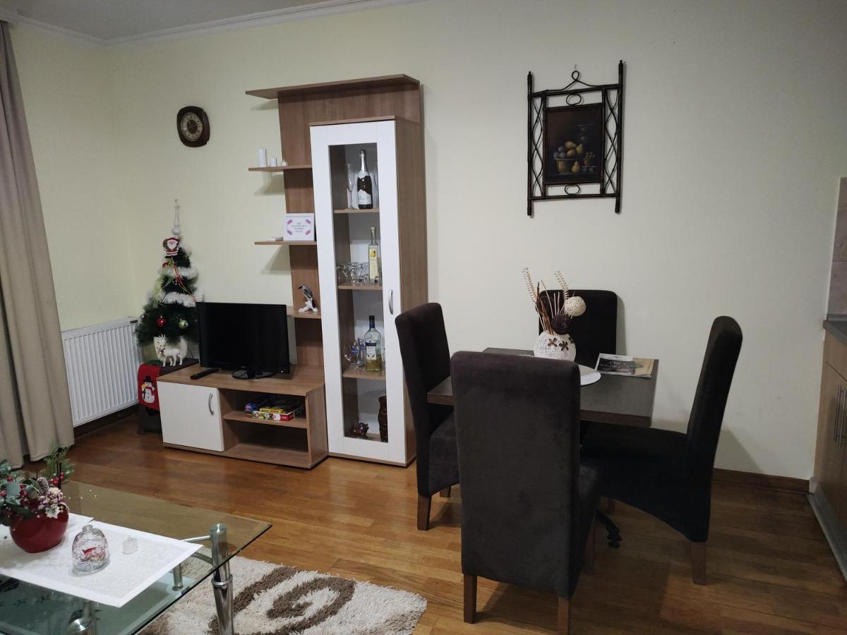 Apartman Mali Raj Vrnjačka Banja Exteriér fotografie